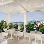 Al Chiar Di Luna Maison d'hôtes 4*