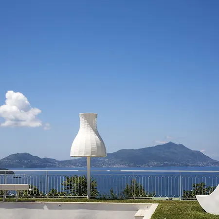 Al Chiar Di Luna Monte di Procida