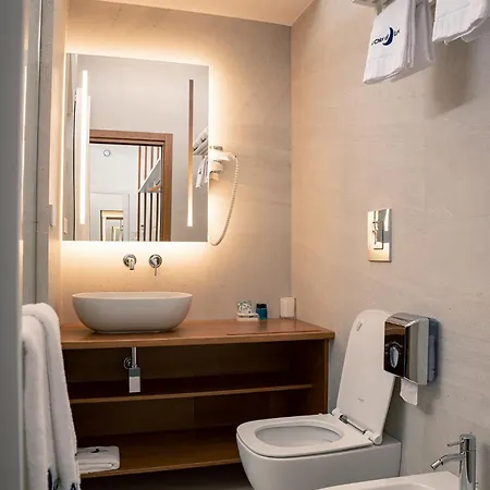 Al Chiar Di Luna Monte di Procida