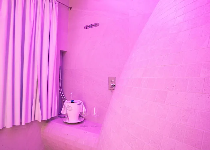 Al Chiar Di Luna 4* مونت دي بروسيده