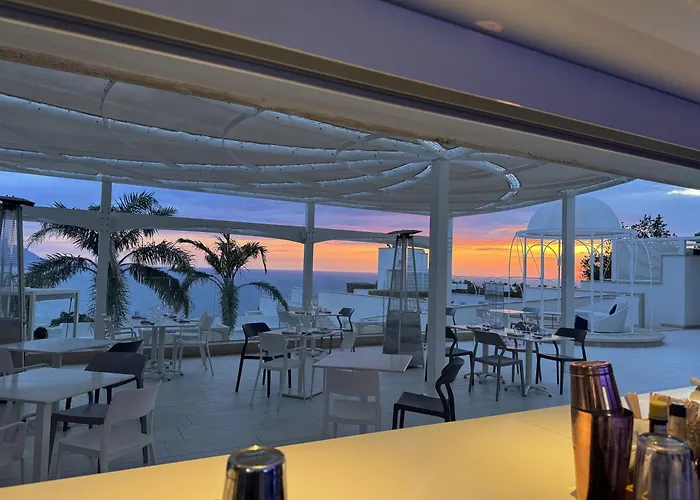 Al Chiar Di Luna بيت ضيافة مونت دي بروسيده