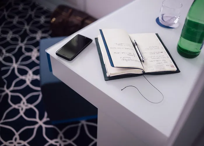 بيت ضيافة Al Chiar Di Luna مونت دي بروسيده