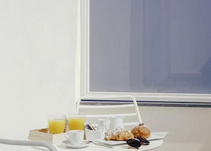 Al Chiar Di Luna بيت ضيافة مونت دي بروسيده